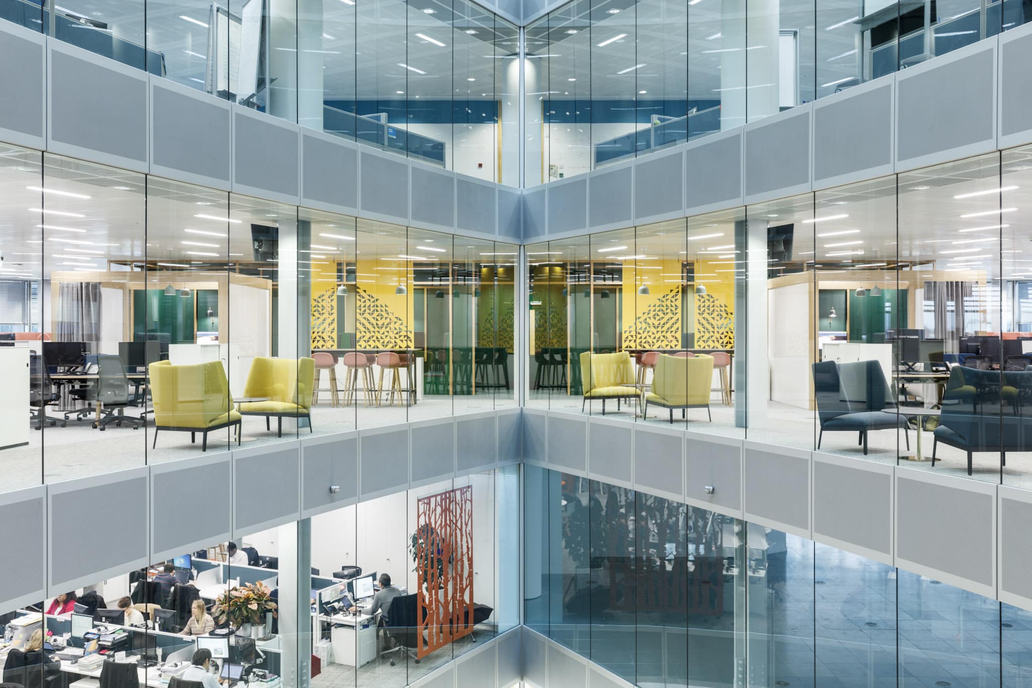 Addison Lee Office Fit Out & Renovation | MCM Architecture