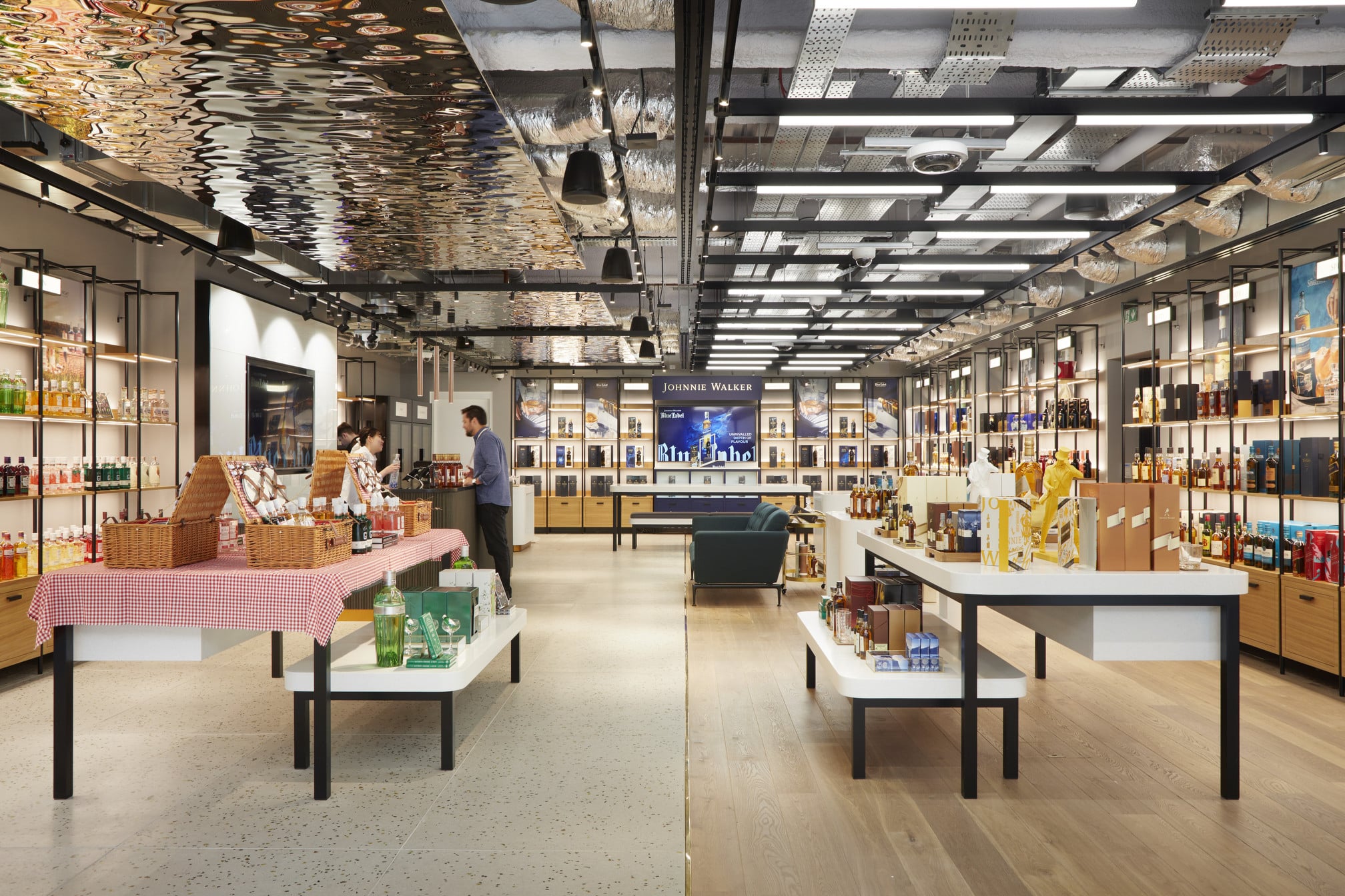 
            MCM Diageo Interior Design Architecture Dan Hill          